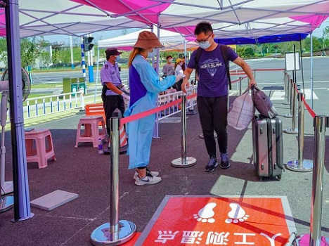 z6尊龙与高校用户共抗疫情盘点回顾